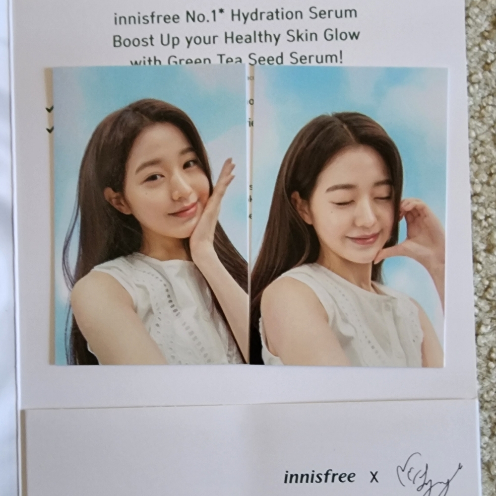 Innisfree WonYoung photo set